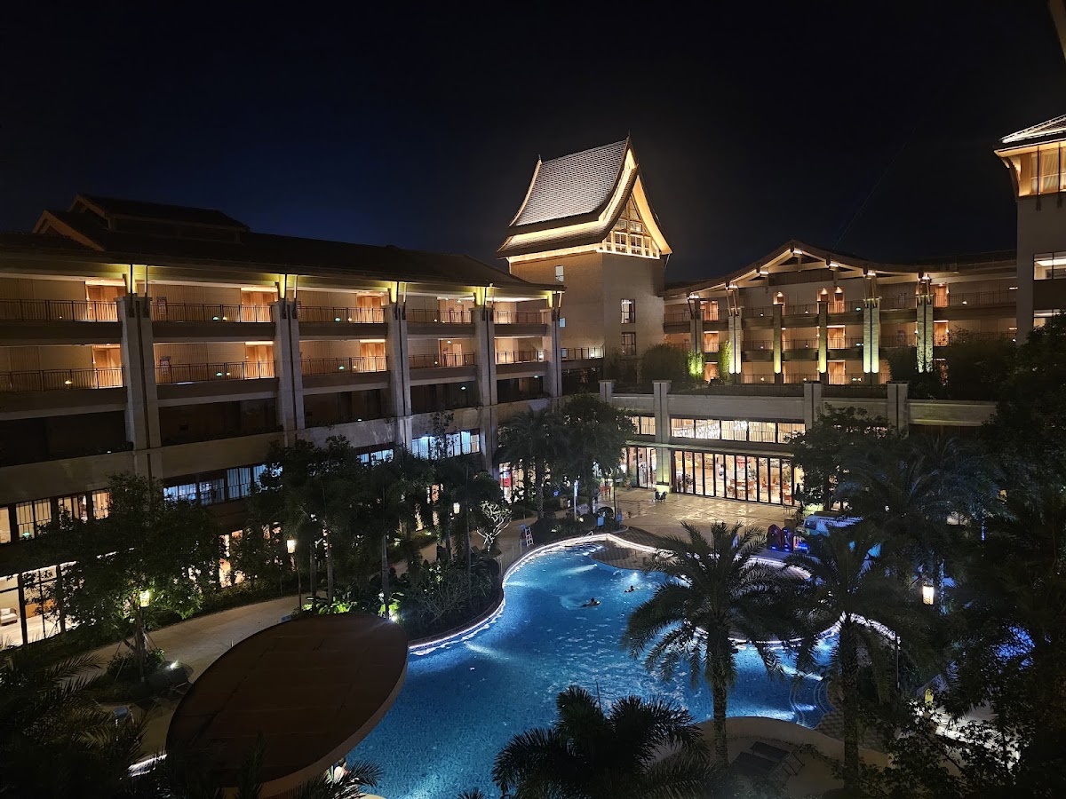 Forest Sea Hot Spring Resort Hotel
