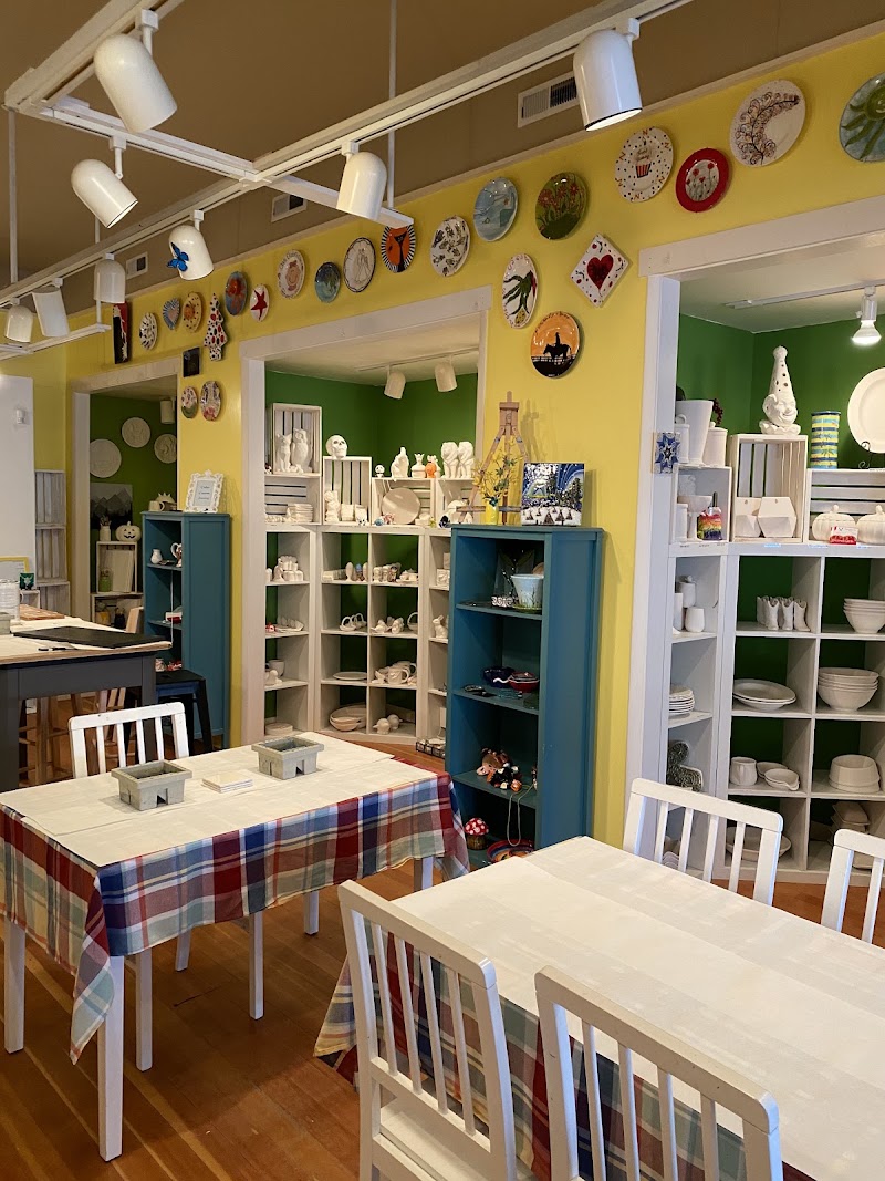 Fireflies Pottery, Coffee and Ice Cream photo 4