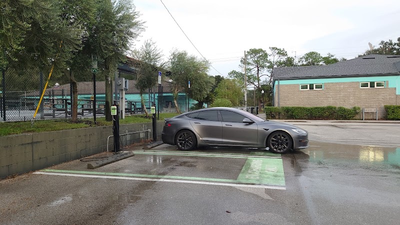 ChargeUp Charging Station - EV Charging in Orlando