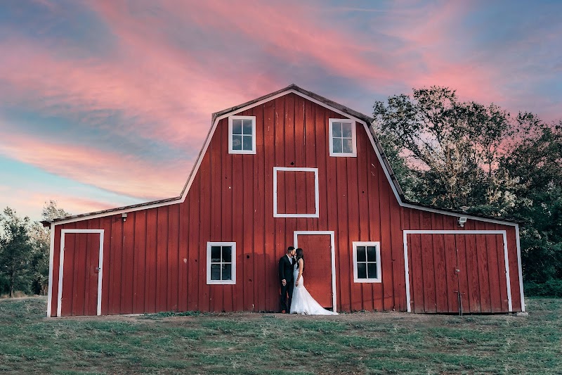 Russell's Ranch Wedding & Event Center