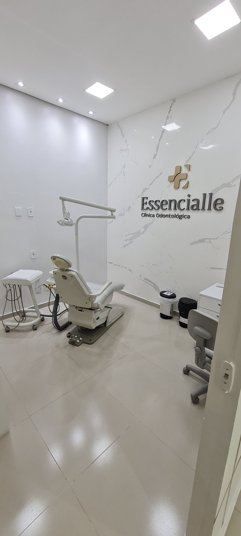 Essencialle Clinica Odontológica Amoreiras Campinas - Implantes - foto 5