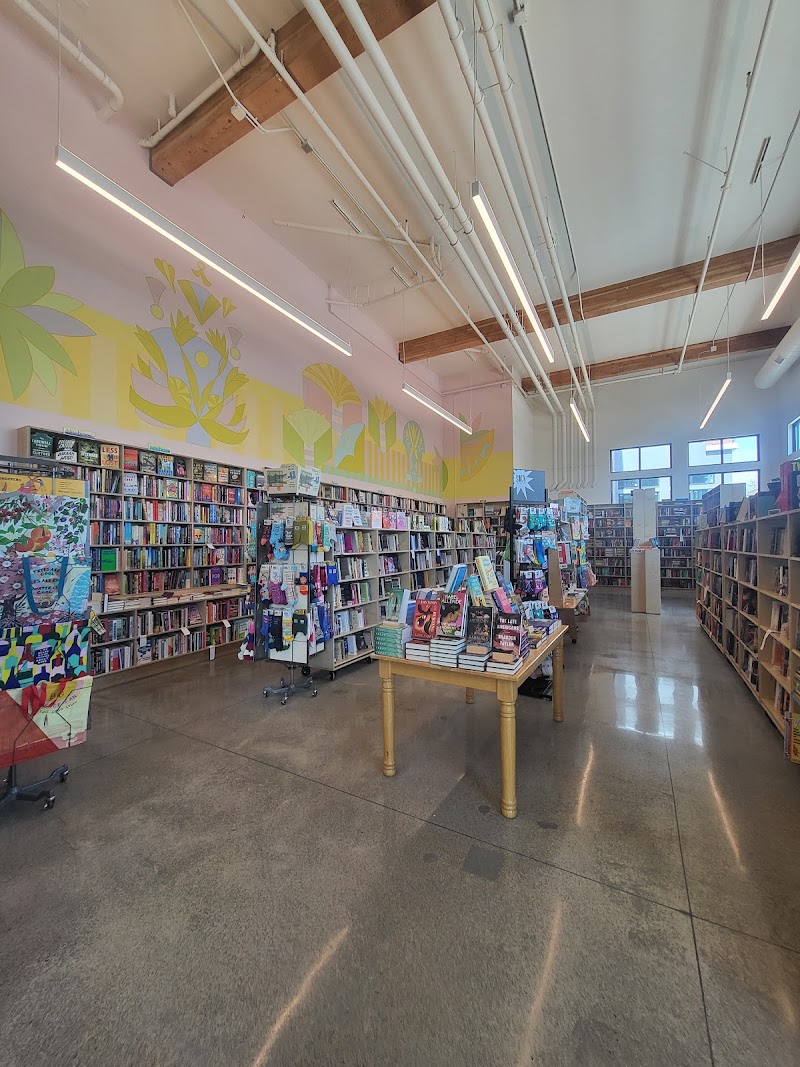 Napa Bookmine photo 2