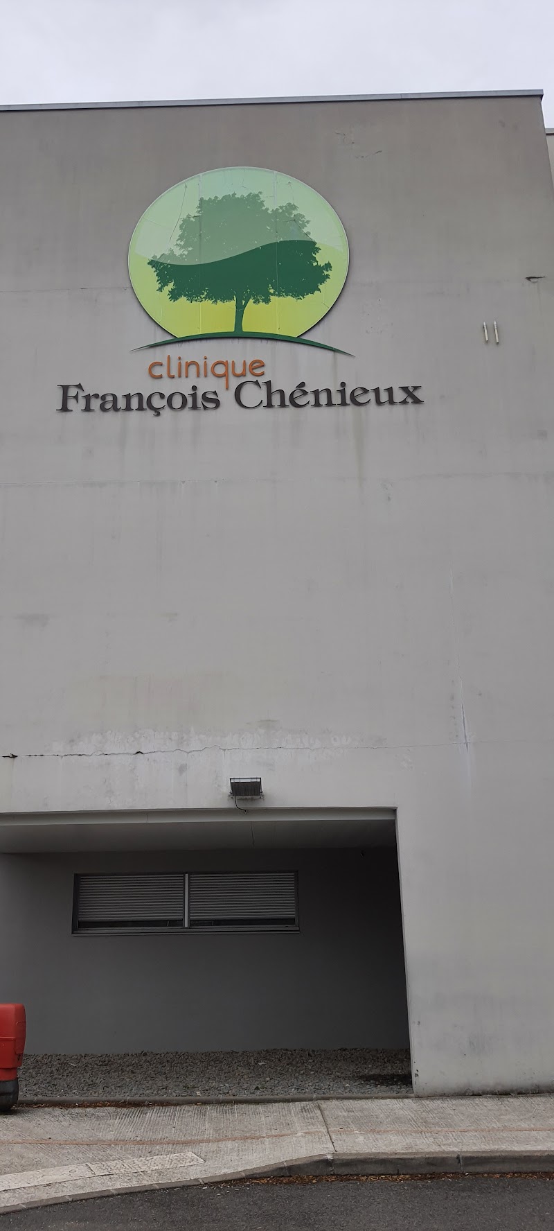 Centre ophtalmologie Chénieux - Polyclinique de Limoges