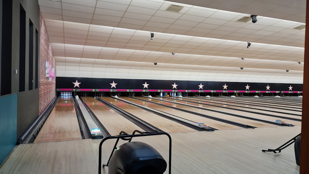 Hollywood Bowl Stockton
