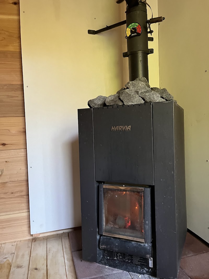 「薪サウナxBBQ貸切宿」整う贅沢ステイ｜D6 Makiwarina(薪割り～な) 3