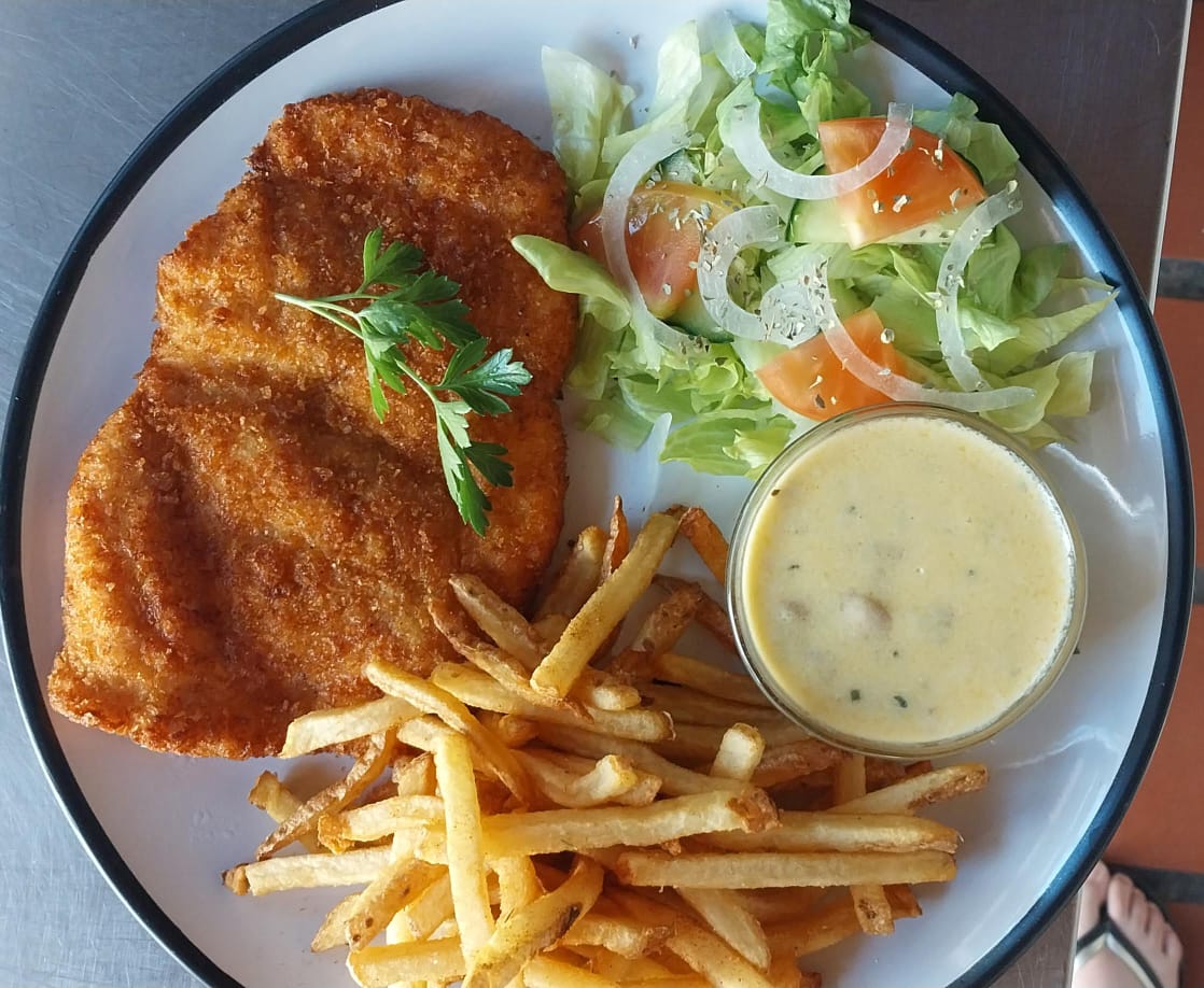 Uptown Restobar Knysna — photo 2