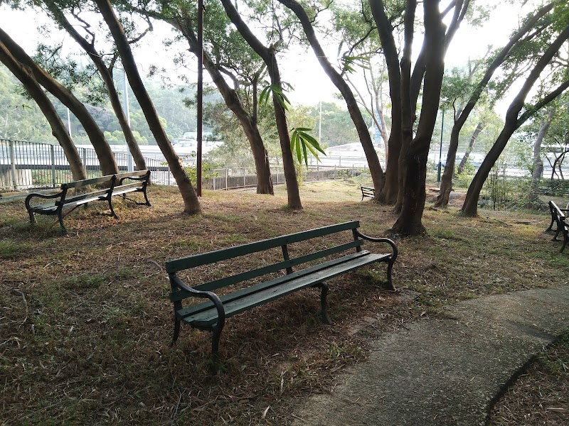 Lung Cheung Road Park
