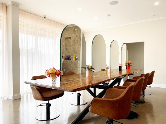 Jayden's Makeover Lounge photo 2