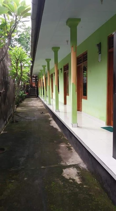 kost riverside 1