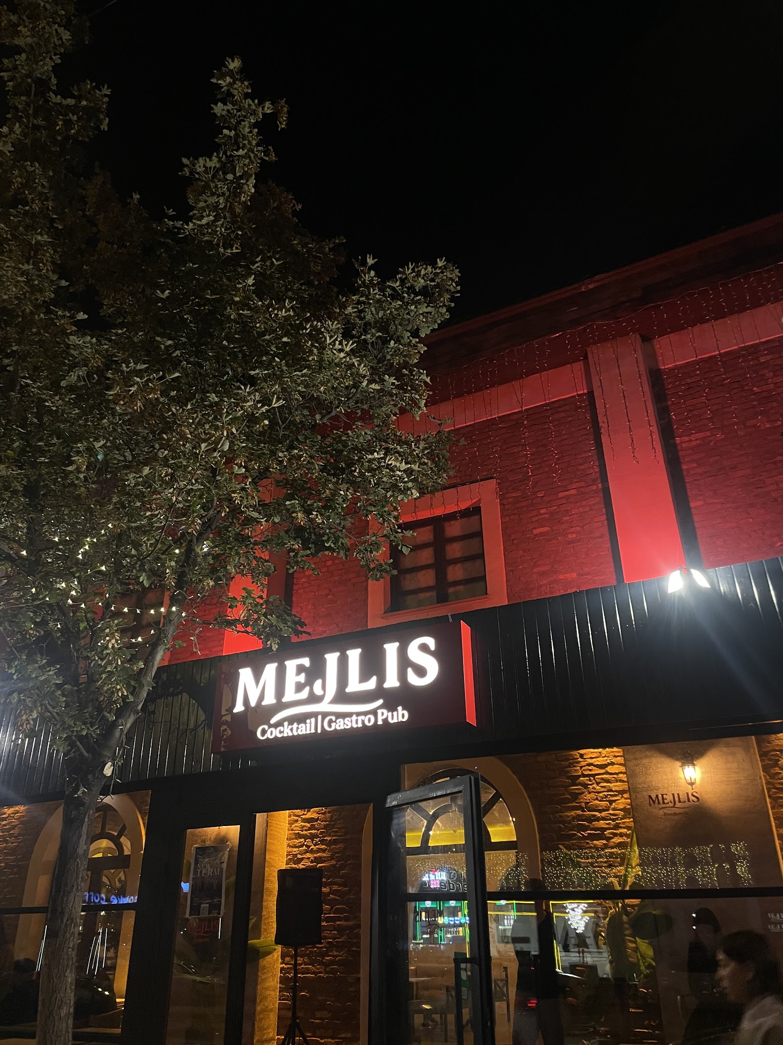Mejlis Eskişehir mekanı