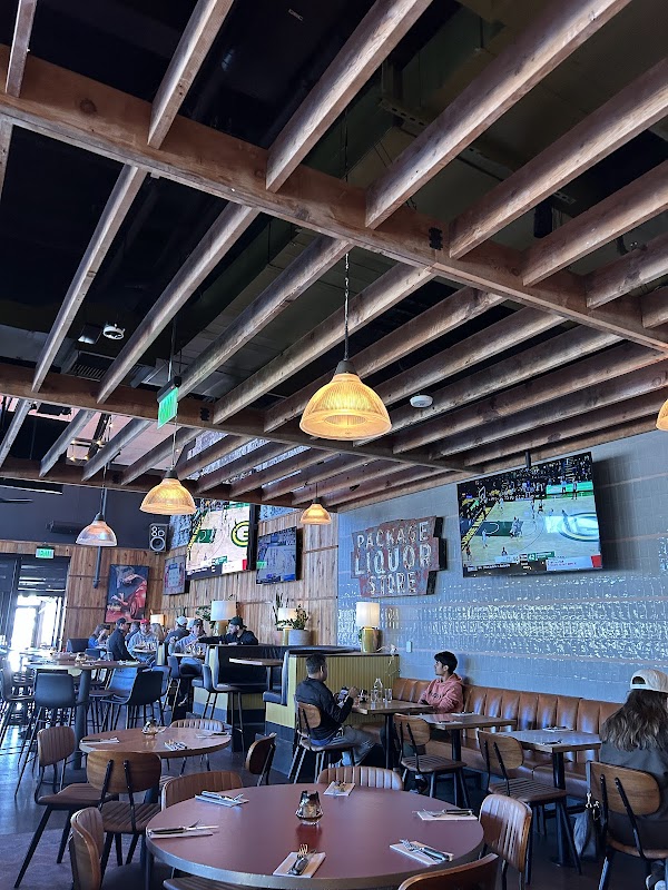 LOCAL Public Eatery Henderson photo 4