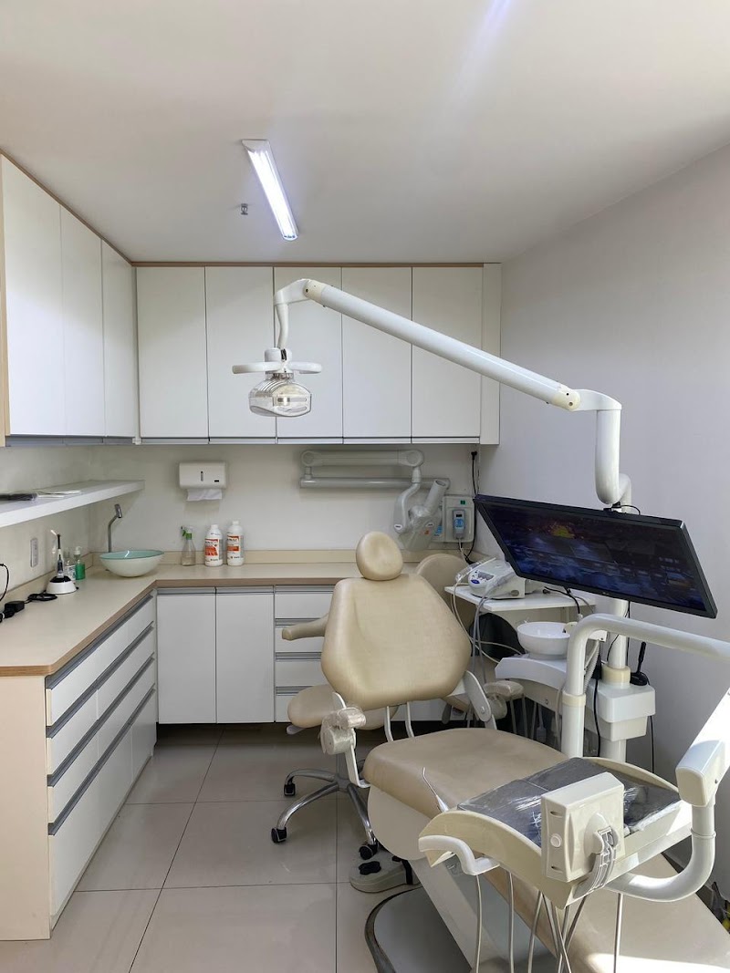 Dra Isabella Prevatto - Cirurgiã Dentista - foto 2