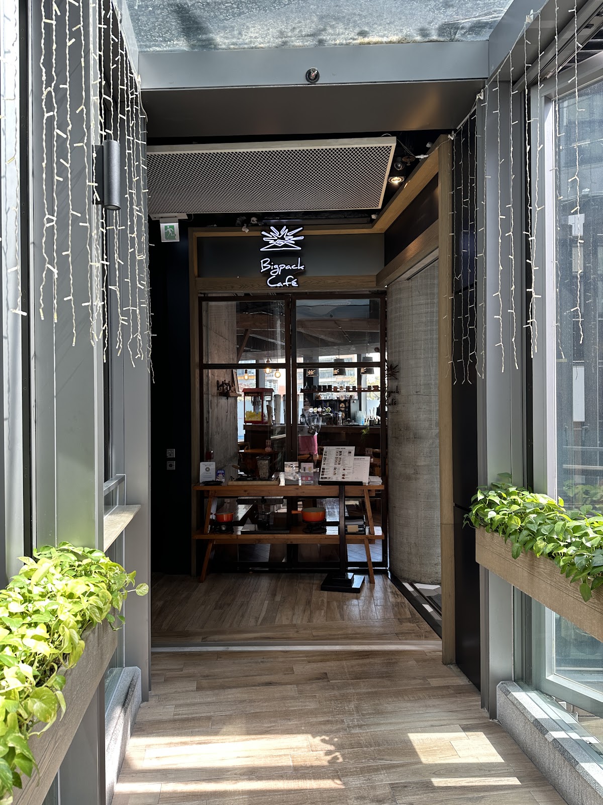 Bigpack Cafe photo 5