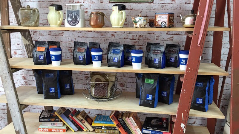 The vintage cafe photo 1