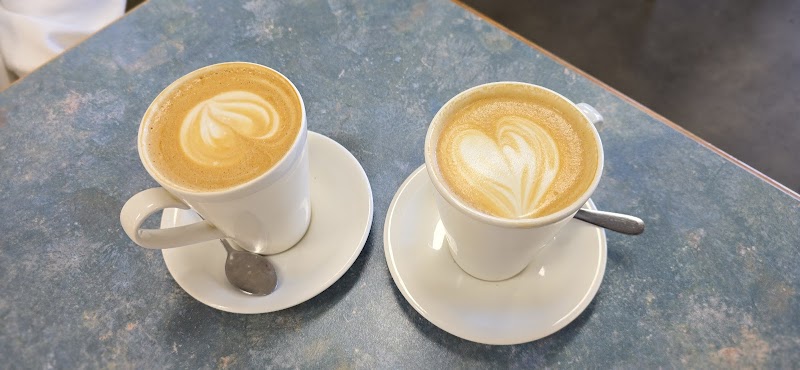 The vintage cafe photo 3