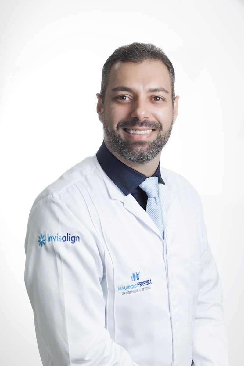 Dr. Mauricio Ferreira