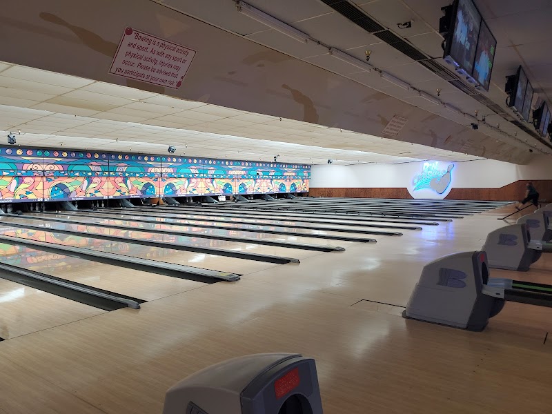 Pin Chasers — Bowling Alley in Tampa