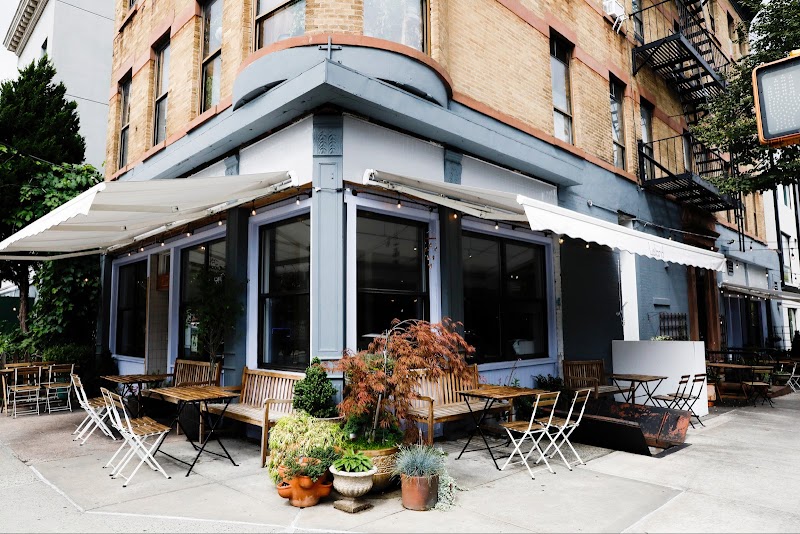 Leland Eating and Drinking House photo 8