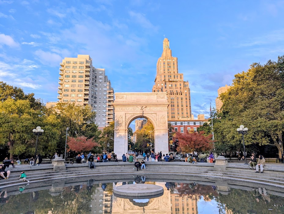 Washington Square Park fotoğraf 1