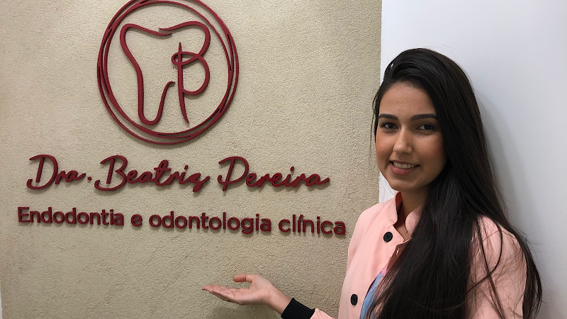 Endodontista em Aracaju - Dra.Beatriz Pereira - foto 3