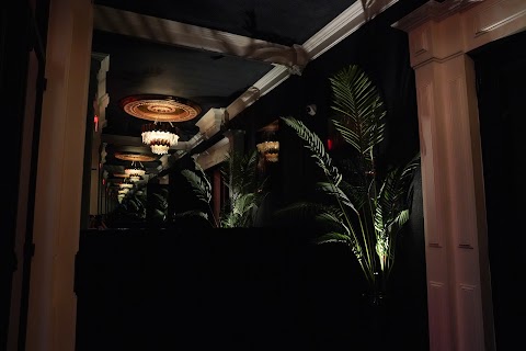 ilusión Restaurant & Cocktail Lounge