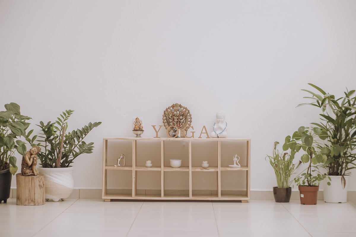 RÊ KERSUL YOGA STUDIO