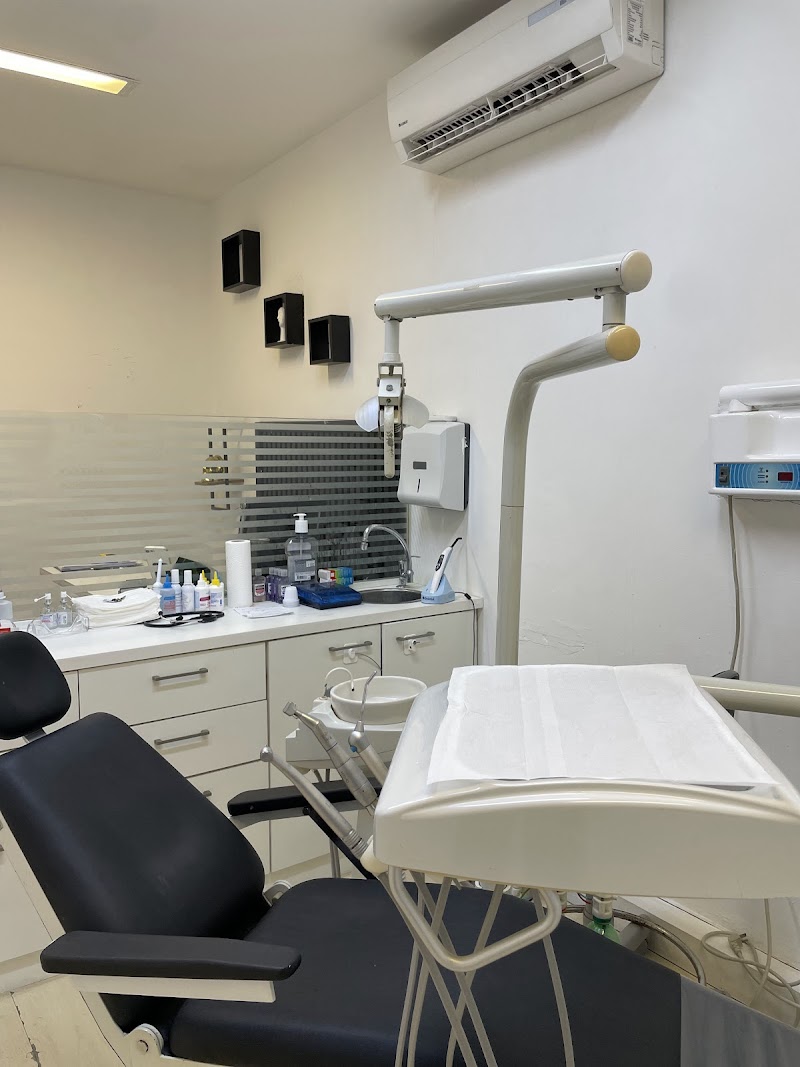 Bucomaxilofacial Angelo’s Dentista de Emergência 24 horas Aberto Recreio Rj