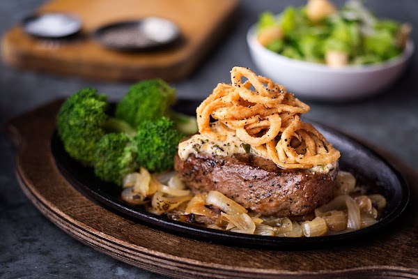 Photo by Logan's Roadhouse