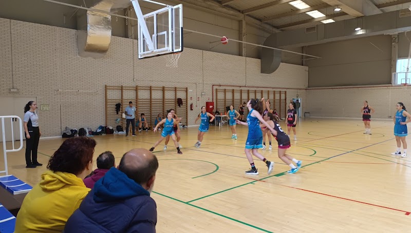 Centro Deportivo Municipal la Masó