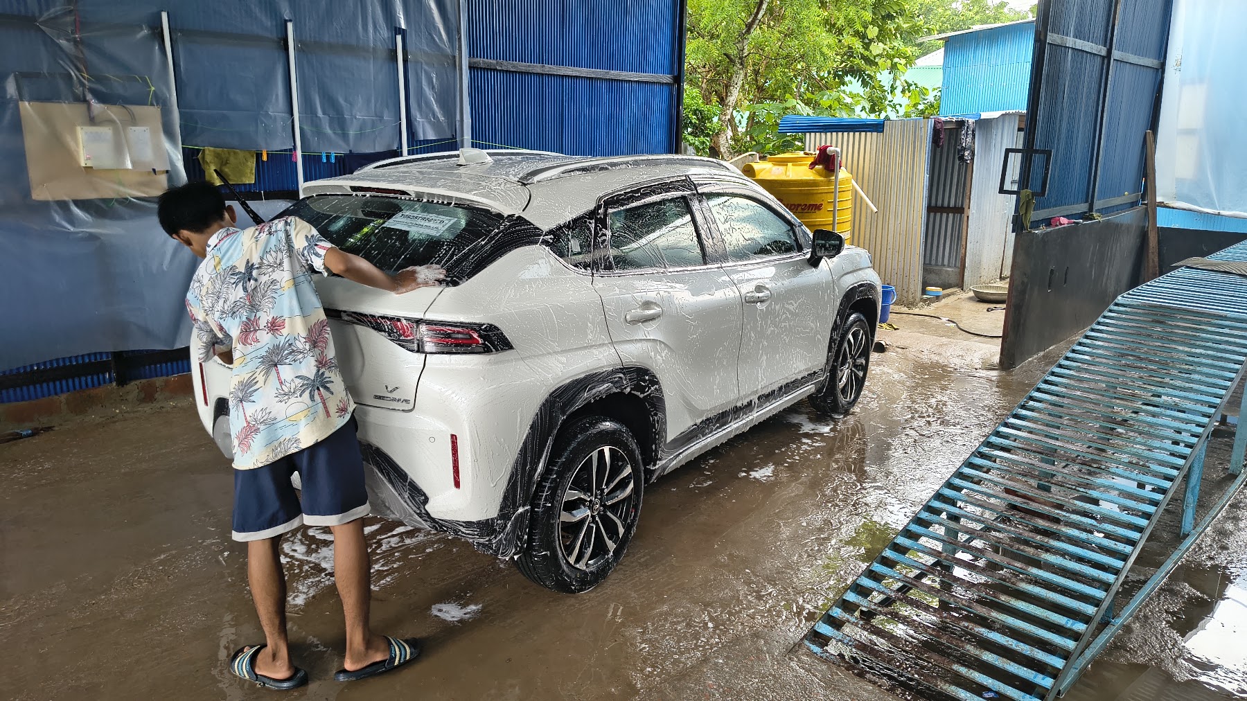 CITY CAR WASH photo 1