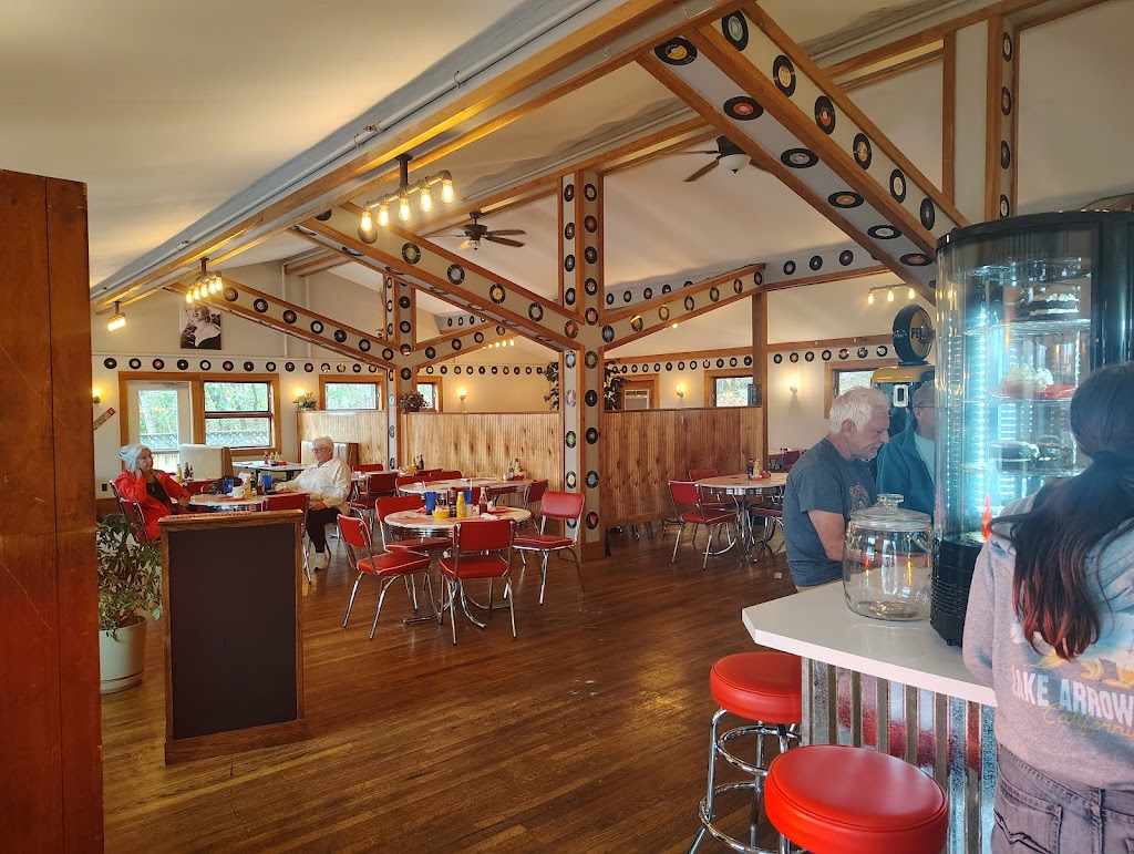 Sweet Cheeks Diner