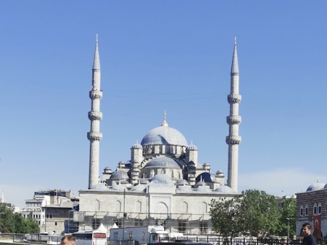 Yeni Mosque photo 1