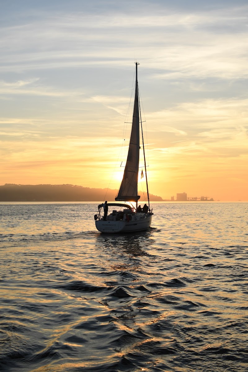 Lisbon Boat Tours - Palmayachts