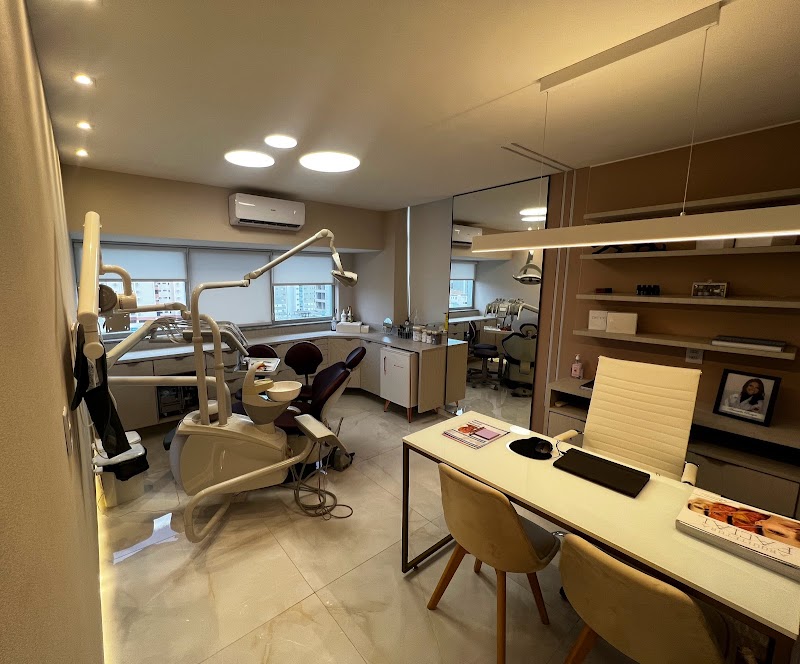Consultório Odontológico Dra. Amanda Magalhães - foto 3