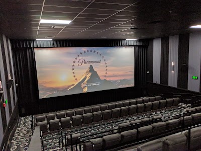 Riverview Cinemas 8 & Playhouse