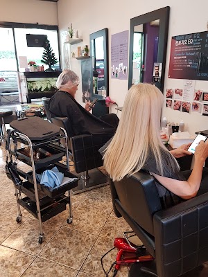 Salon HeadQuarters photo 2