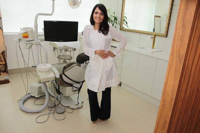 Dra. Naila Machado Especialista em Tratamento de DTM - foto 3
