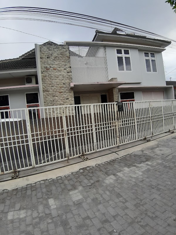 Kost Putri Ekslusif Tejomoyo 5