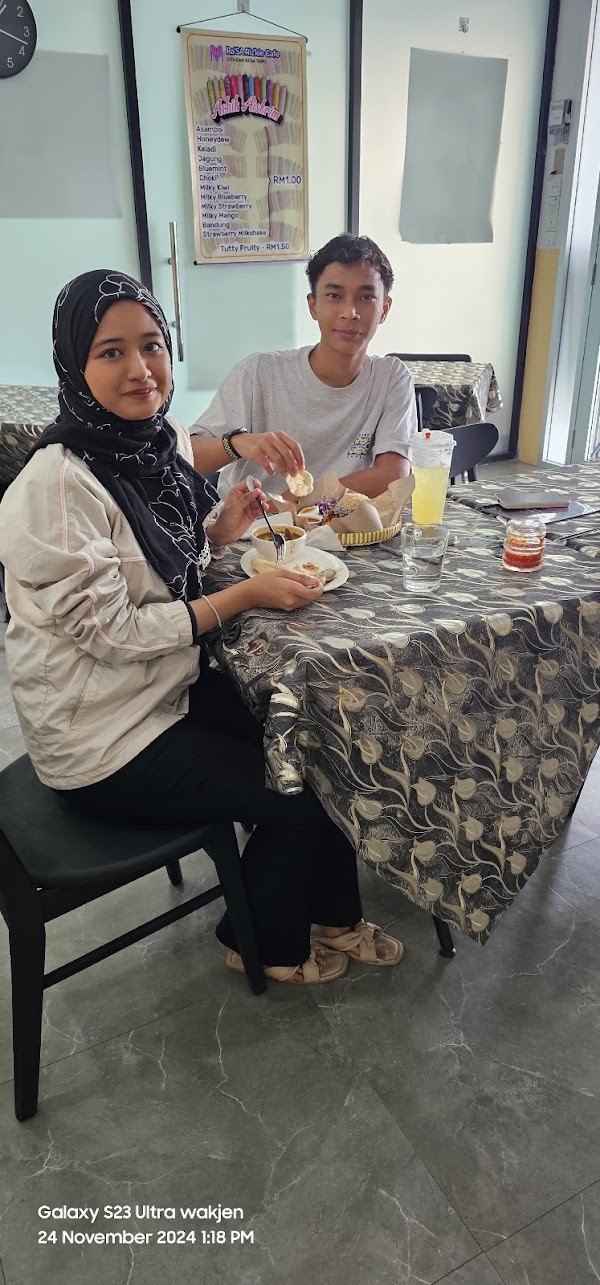 Ra'SA Riz'kie Cafe - Photo 1