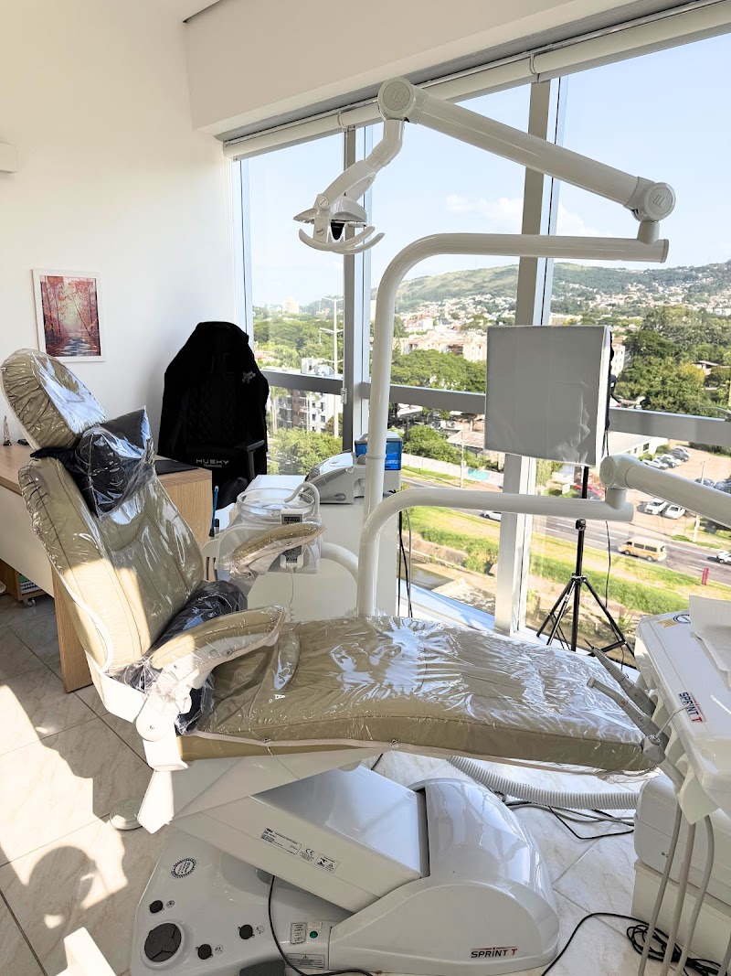 Dr. Matheus da Silveira Neu, Dentista - foto 2