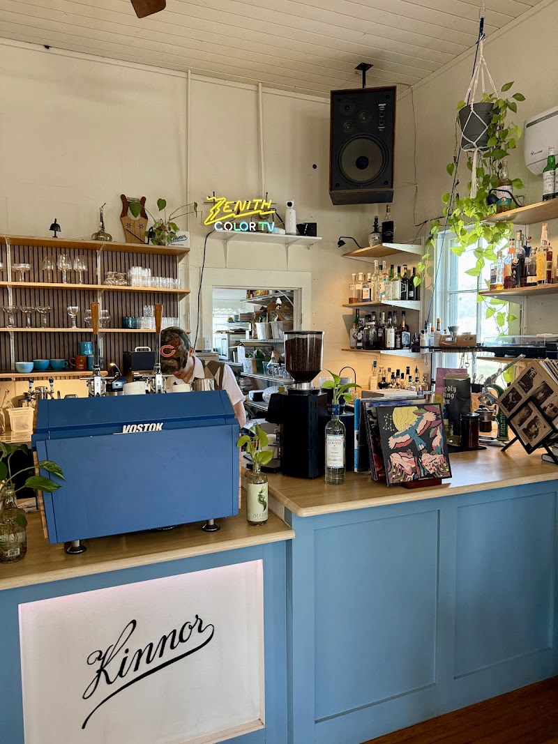 Kinnor Coffee & Cocktails photo 4