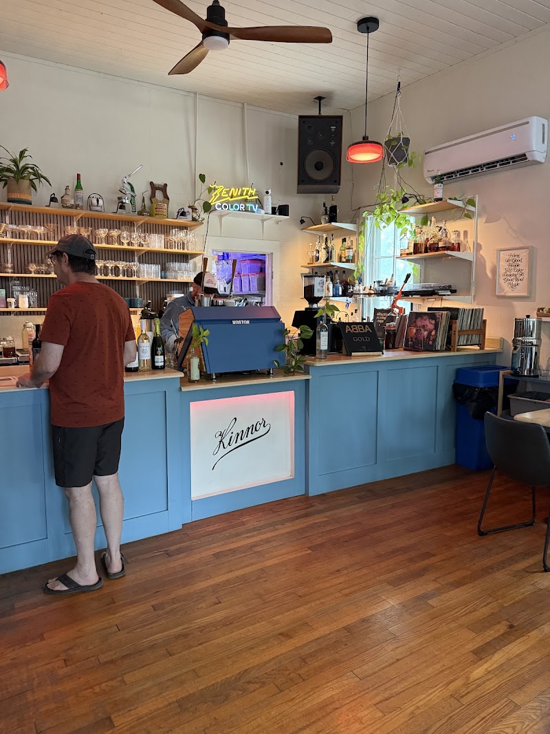 Kinnor Coffee & Cocktails photo 2