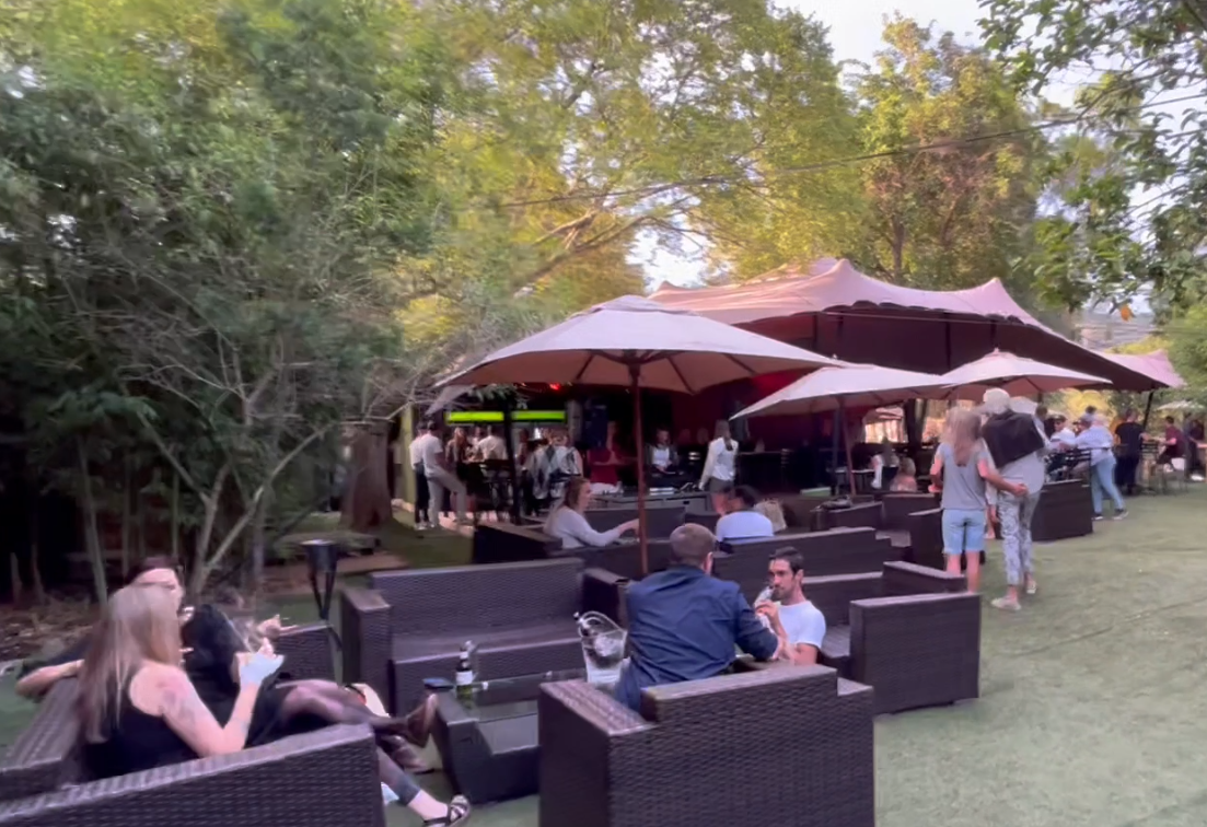 34 Waenhout - Live Venue, Knysna — photo 3