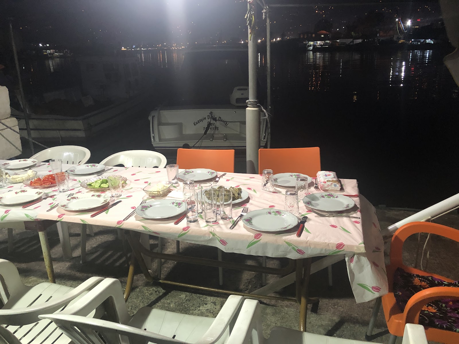 Rize Kayıkhane mekanı