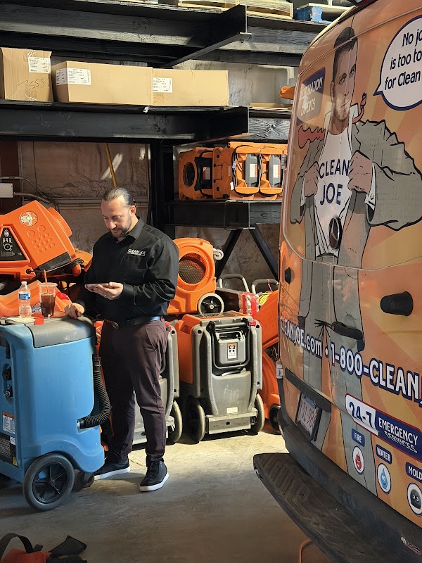 Clean Joe — photo