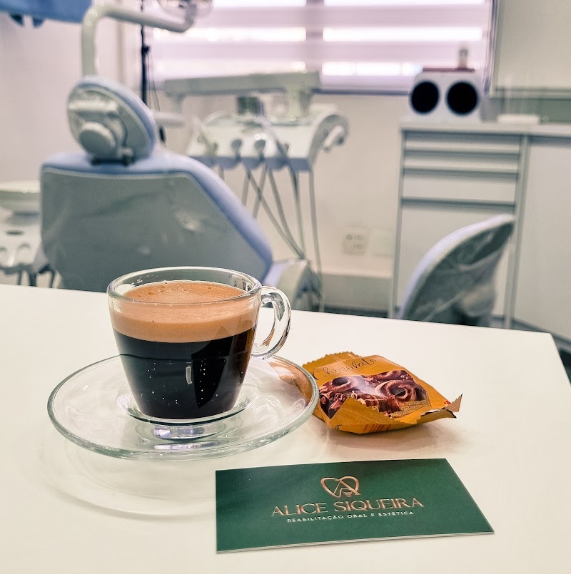 Dra. Alice Siqueira - foto 3