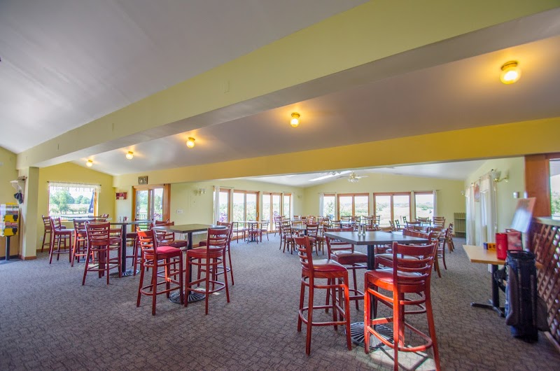 Apple Greens Golf Course photo 4