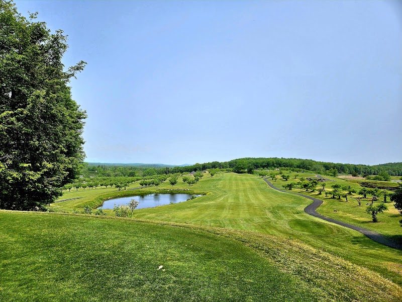 Apple Greens Golf Course photo 2
