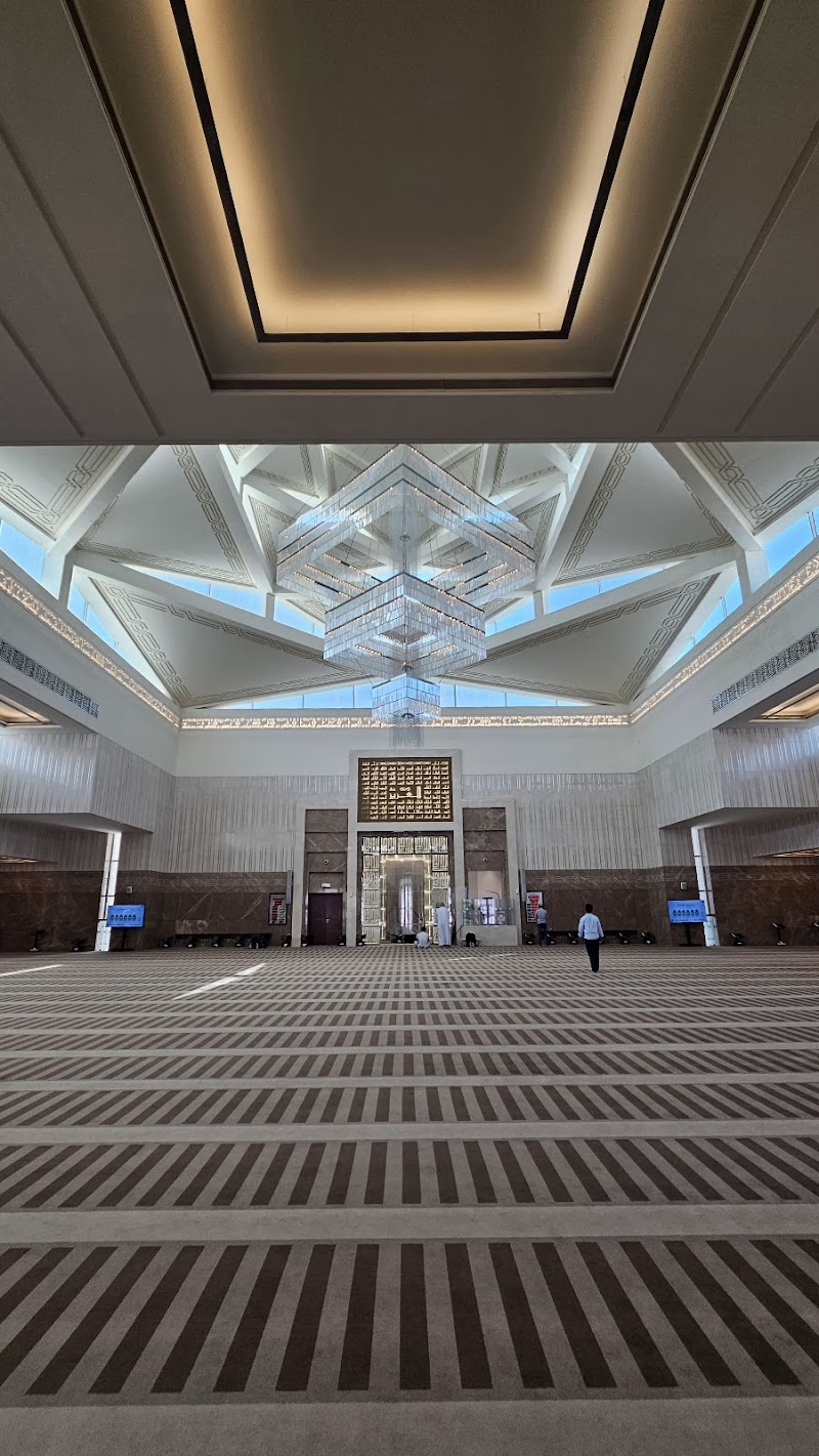 Al Aziz Mosque photo 1