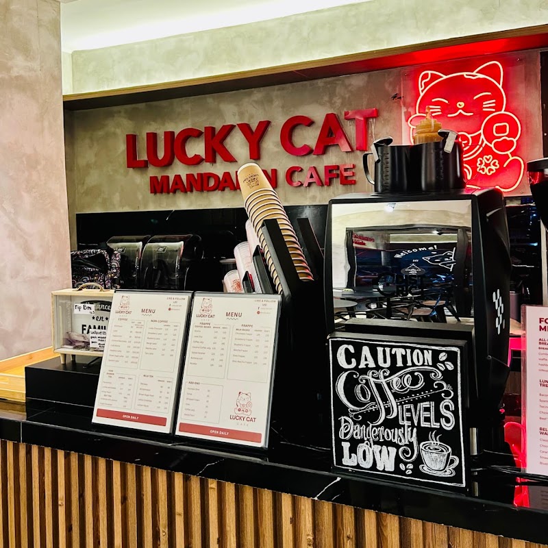 Lucky Cat Mandarin Café